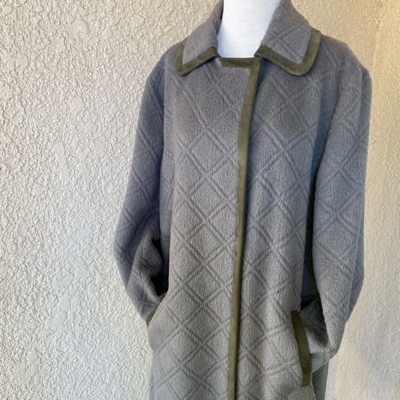 Agnona Classic Alpaca Wool Coat IT 52 US 16-18  Made in Italy Fully Lined Luxury - Picture 9 of 16